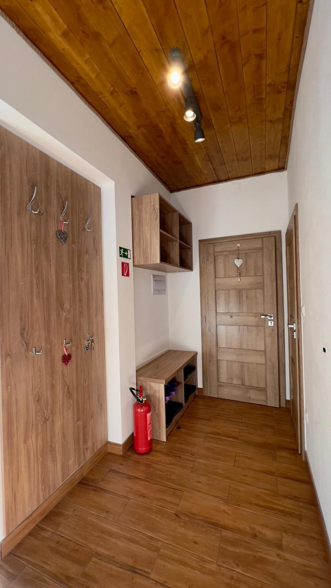 דמנובסקה דולינה Villa Pod Hviezdami Jasna מראה חיצוני תמונה